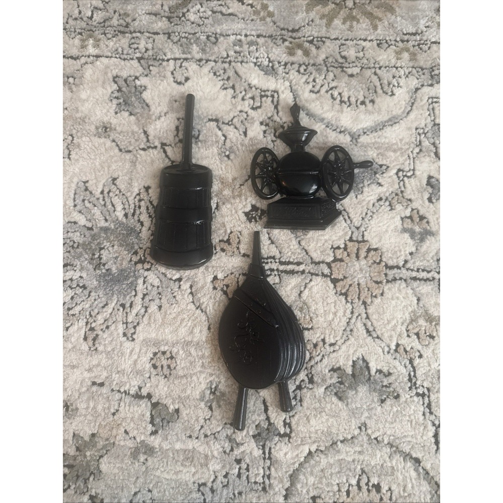 3 SEXTON BLACK METAL Kitchen Décor WALL PLAQUES Butter Churn, Grinder, Bellows